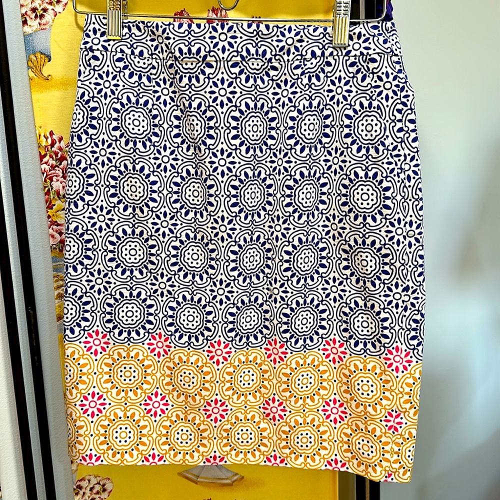 LAST WEEK FOR THIS ITEM! Fresh and Beautiful Boden Spring/Summer Skirt